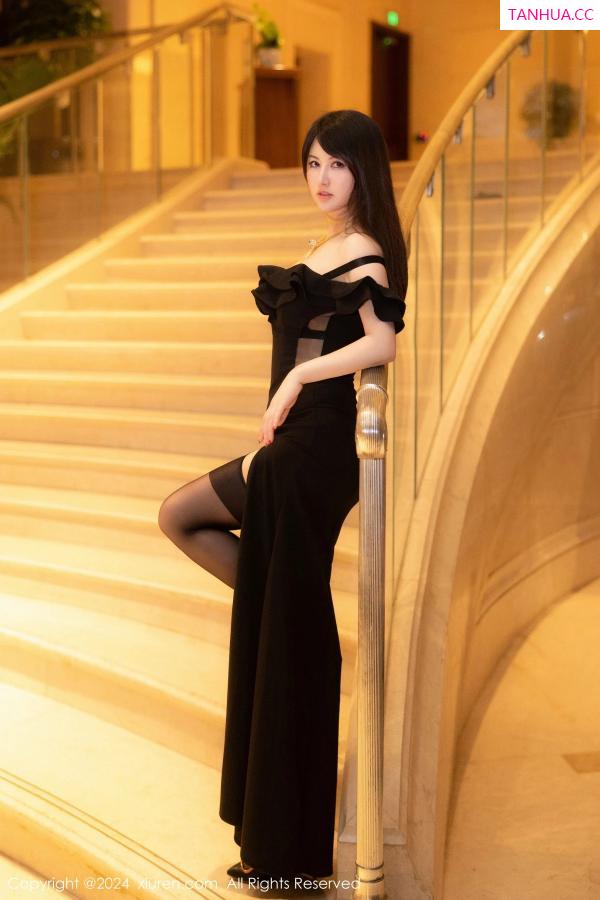陈诗诗 诗诗 [XiuRen]高清写真图 2024.04.16 No.8397 诗诗kiki 礼裙美腿第5张图片